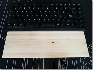 BUNRIGATA-WRIST-REST (1)