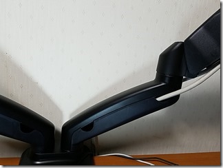 Monitor-arm (73)