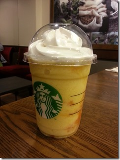 starbucks-takatuki (2)